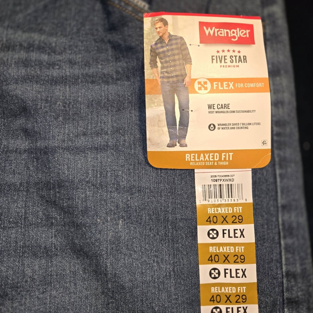 Wrangler Jeans. Blue Relaxed Fit. Stretch. Men's Size 40x29 BNWT - Picture 3 of 7